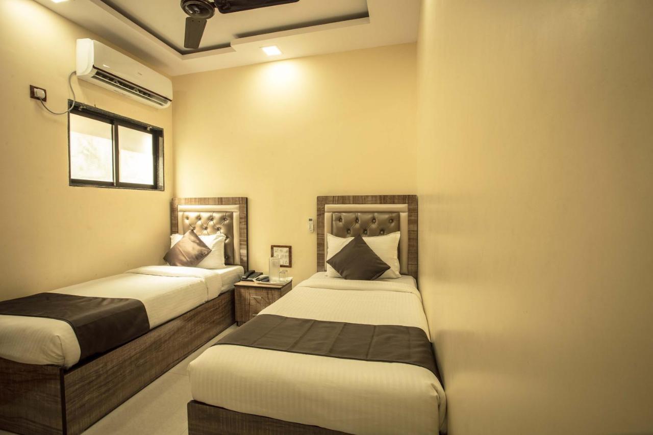 Hotel Apsara- Near J J Hospital Bombay Eksteriør billede